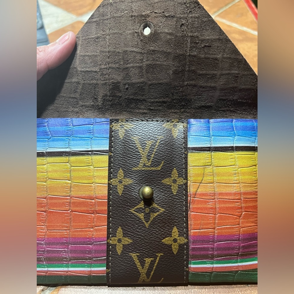 Keep It Gypsy Allie Upcycled & Leather Serape Mini Cellphone Crossbody - Picture 5 of 14